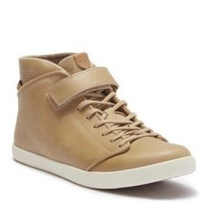 Teva Willow High Top Sneakers Leather Chuck Boot